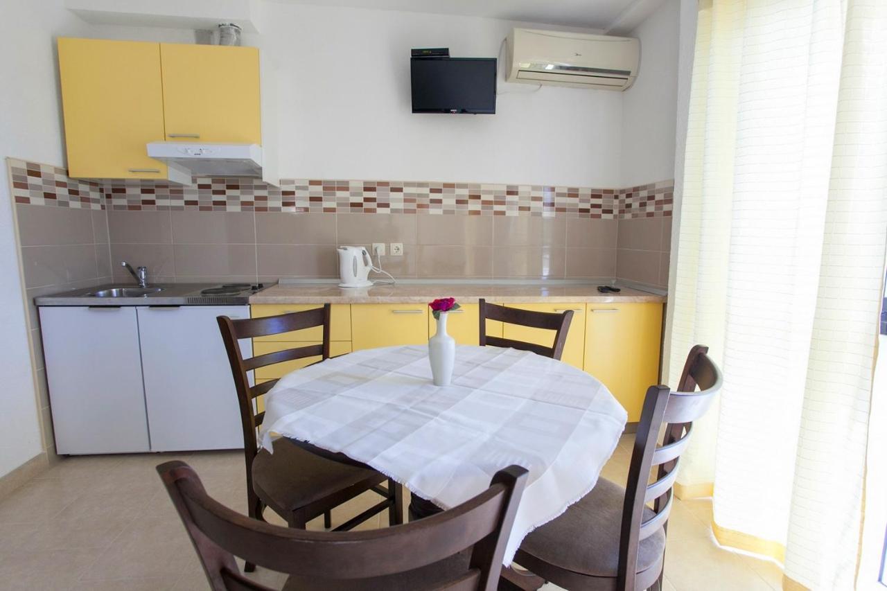 Apartments With A Parking Space Baska Voda, Makarska - 6761 Kültér fotó